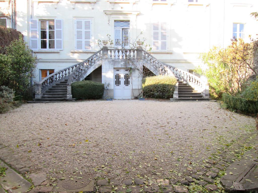 Chambre D'Hotes Marchand Анже Экстерьер фото