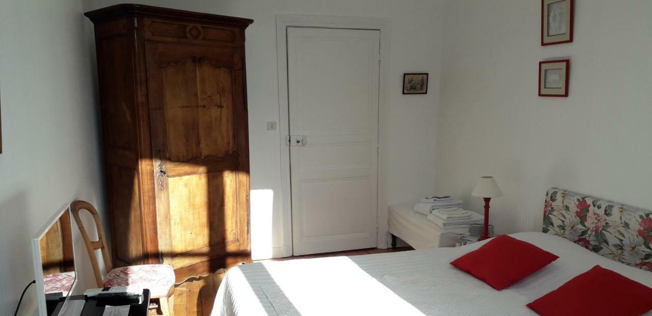 Chambre D'Hotes Marchand Анже Экстерьер фото